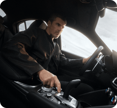 <h4>Stay focused on the road</h4>