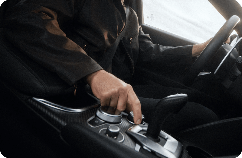 <h4>Stay focused on the road</h4>